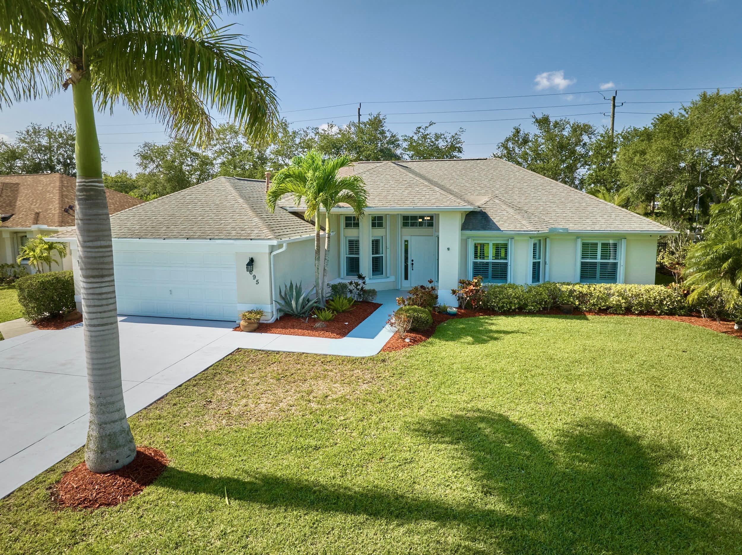 Stephanie Ln, Vero Beach, FL 32968
