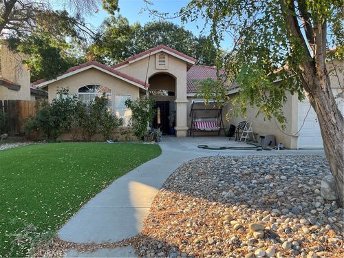 740 Hazelhurst Way, Coalinga, CA, 93210 | Card Image