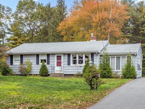 137 Beach St, Foxboro, MA, 02035-1102 | Card Image