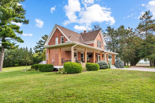 57812 Forest Blvd, Pine City, MN, 55063-9068 | Card Image