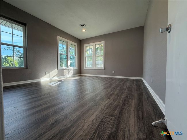 302 Smith St, House other with 3 bedrooms, 2 bathrooms and null parking in Gonzales TX | Image 16