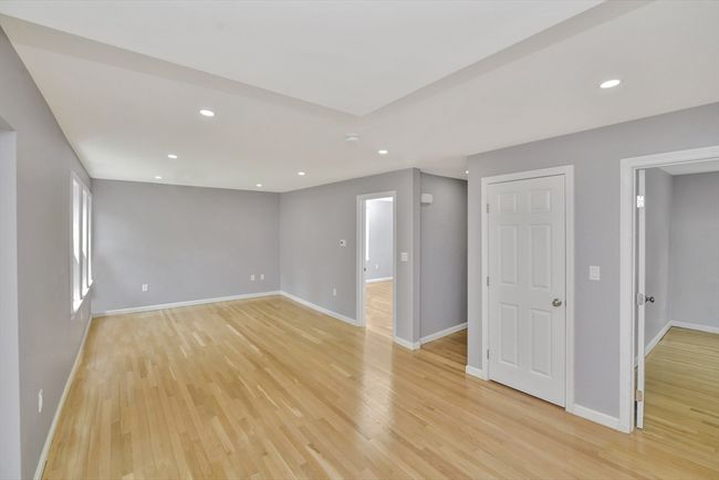 87 Summer St, House other with 4 bedrooms, 3 bathrooms and 6 parking in Abington MA | Image 15