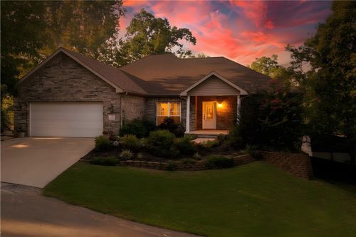 1 Totton Ln, Bella Vista, AR, 72714-3639 | Card Image
