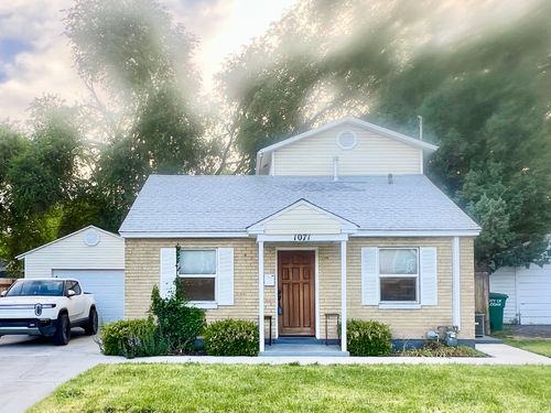 1071 Crescent Dr, Logan, UT, 84341-2413 | Card Image