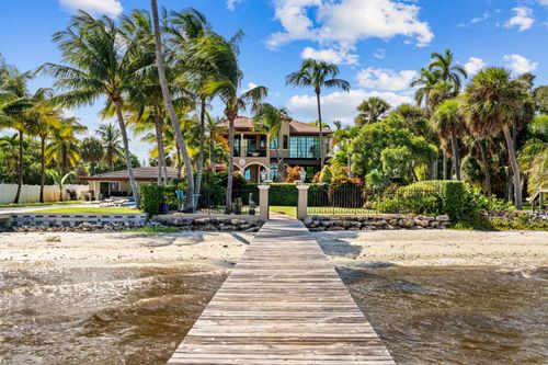 818 S Lakeside Dr, Lake Worth Beach, FL, 33460-5032 | Card Image