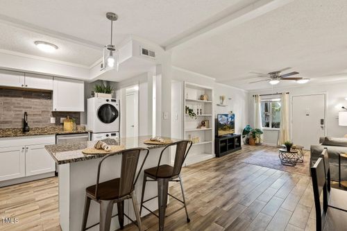 unit-c-7002 Longstreet Dr, Raleigh, NC, 27615-6368 | Card Image