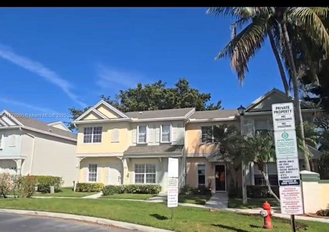 299 Duval Ct, Townhouse with 2 bedrooms, 2 bathrooms and null parking in Weston FL | Image 4