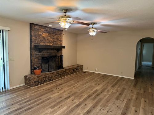 1018 Claremont St, Weatherford, OK, 73096-3408 | Card Image