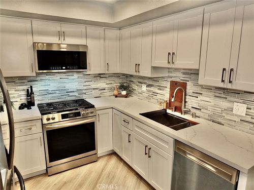 6-2805 E East 3rd Street, Long Beach, CA, 90814 | Card Image