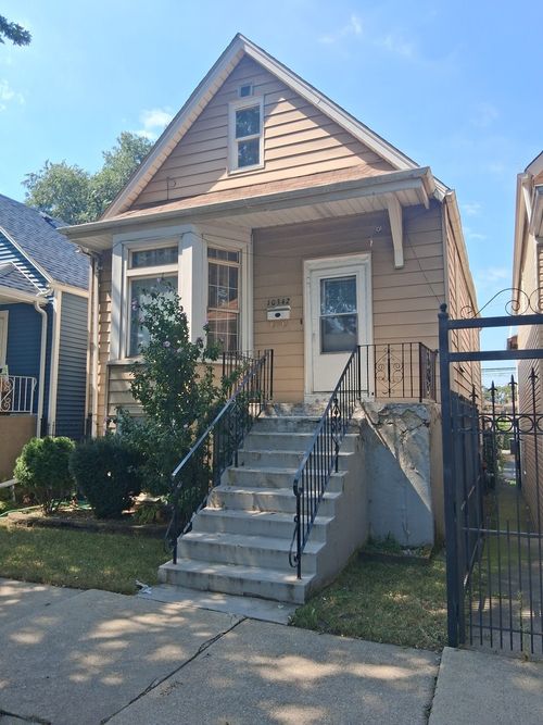 10342 S Avenue N Avenue, Chicago, IL, 60617 | Card Image