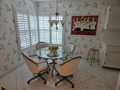 B - 13729 Date Palm Court, Condo with 2 bedrooms, 2 bathrooms and null parking in Delray Beach FL | Image 3