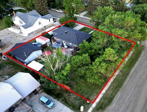 104 3 Ave E, Rockyford, AB, T0J2R0 | Card Image