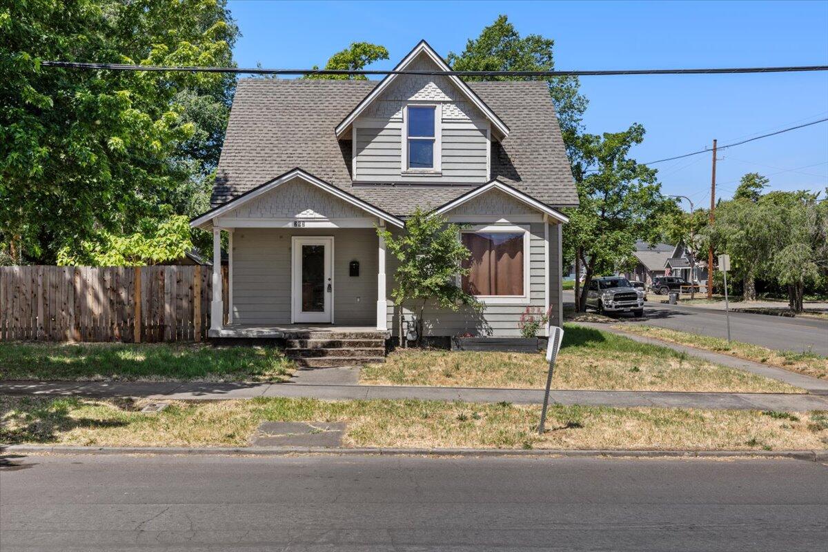Beatty St, Medford, OR 97501