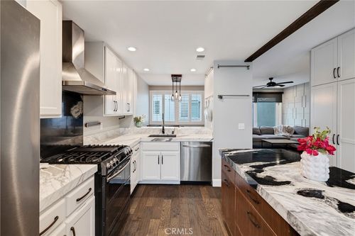 50-501 Herondo St, Hermosa Beach, CA, 90254-5153 | Card Image