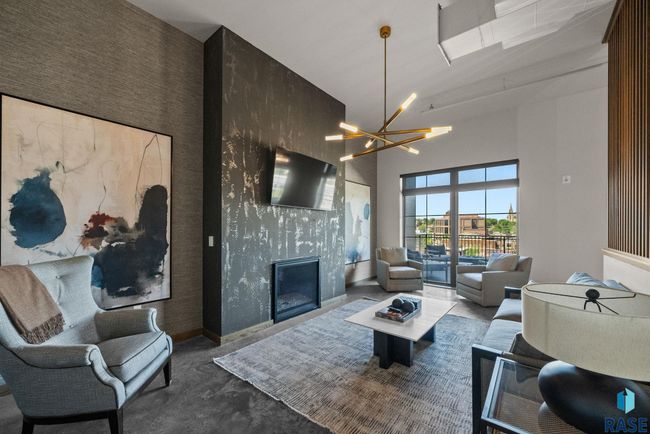 UNIT-102 - 151 E 4 Th Pl, Condo with 2 bedrooms, 3 bathrooms and null parking in Sioux Falls SD | Image 70