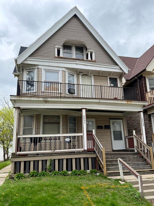 2007 N 40th St, Milwaukee, WI, 53208-1866 | Card Image
