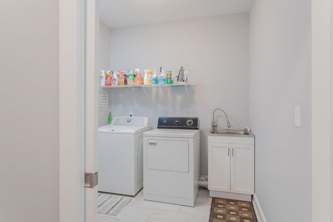 215 Heather Ln, House other with 3 bedrooms, 3 bathrooms and null parking in STAUNTON VA | Image 49