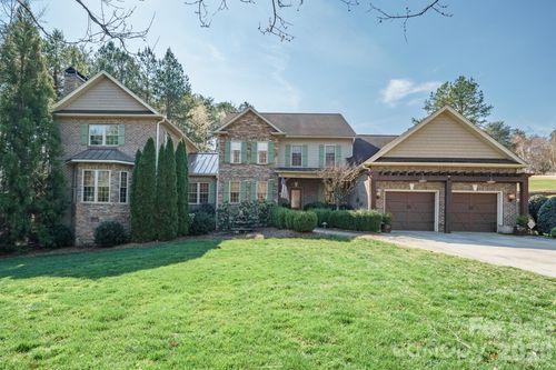 4852 Brookridge Dr Ne, Hickory, NC, 28601-8710 | Card Image