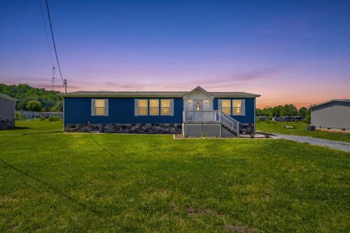 1463 Old Newport Hwy, Dandridge, TN, 37725-5514 | Card Image