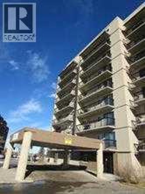 21 Berkeley Pl W, Lethbridge, AB, T1K5N1 | Card Image