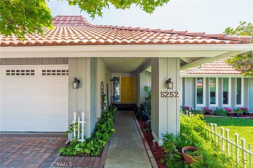 5252 Burgundy, Irvine, CA, 92604 | Card Image