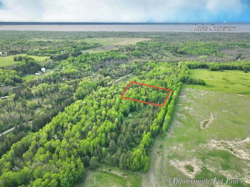 2895 S Hanson Rd, South Range, WI, 54874 | Card Image