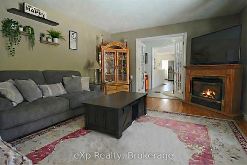 585206 Side Rd, Meaford, ON, N4L1W5 | Card Image