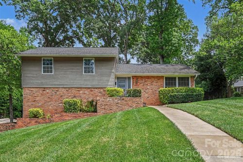 4931 Seacroft Rd, Charlotte, NC, 28210-2900 | Card Image