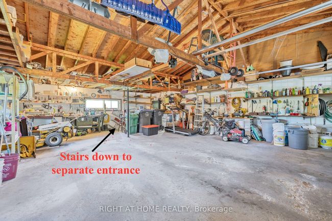 42 Valleyview Rd, House other with 5 bedrooms, 2 bathrooms and 6 parking in Brampton ON | Image 34