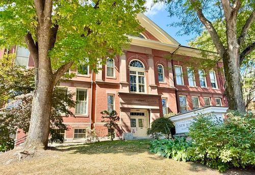 apt-407-35 New South St, Northampton, MA, 01060-4088 | Card Image