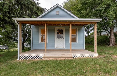 2237 Oneida Valley Rd, North Washington, PA, 16048-1007 | Card Image