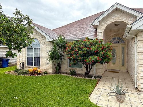 1305 N 48th St, McAllen, TX, 78501-8749 | Card Image