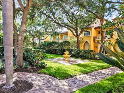 425 Ne 69th Cir, Boca Raton, FL, 33487-1639 | Card Image