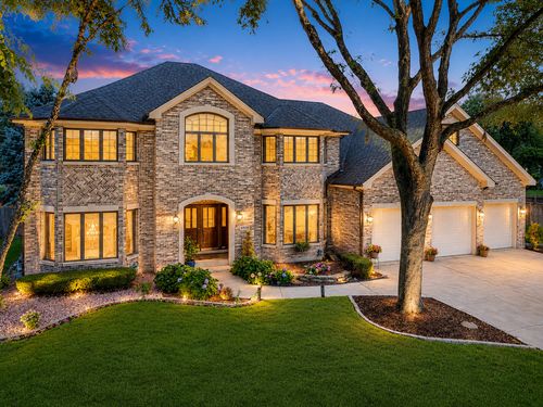 6904 Irish Ct, Darien, IL, 60561-3681 | Card Image