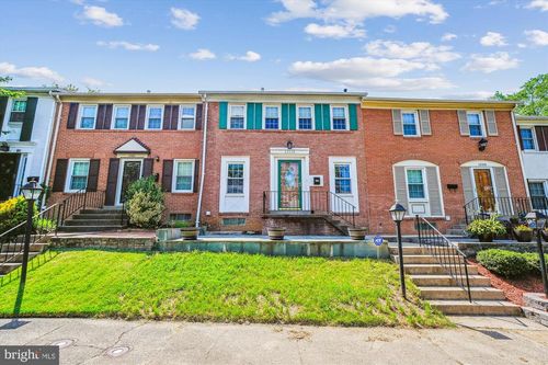 13110 Rock Ridge Ln, Woodbridge, VA, 22191-1022 | Card Image