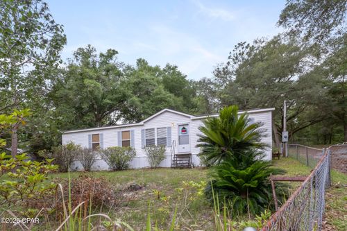 63 Cherokee Cir, DeFuniak Springs, FL, 32433-8554 | Card Image