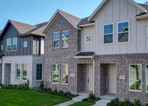 4702 Sparkling Pathway, Haltom City, TX, 76117-1589 | Card Image