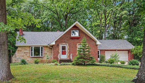 7550 Beverly Drive, Independence, OH, 44131 | Card Image