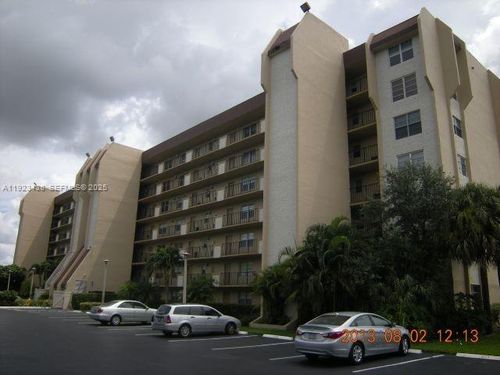 apt-202-3150 W Rolling Hills Cir, Davie, FL, 33328-1931 | Card Image