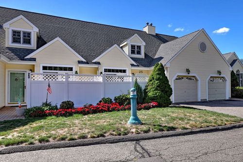 25-25 Southwick Ct N, Milford, CT, 06461-1966 | Card Image
