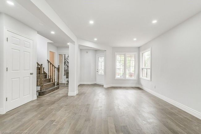 36 Mapleshade Dr, House other with 4 bedrooms, 4 bathrooms and 3 parking in Brampton ON | Image 10