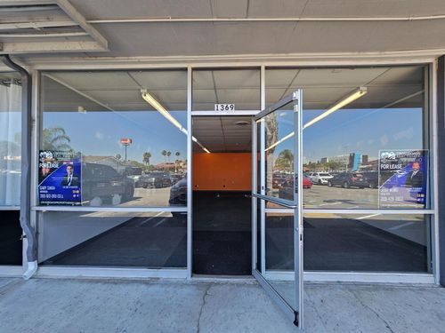 1369 E Yosemite Ave, Manteca, CA, 95336-5003 | Card Image