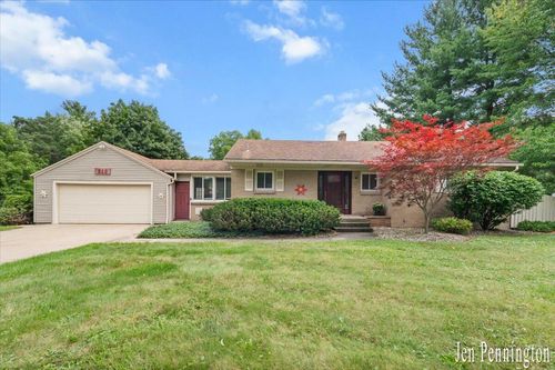 310 Kinney Ave, Walker, MI, 49534-5705 | Card Image