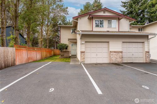 9-126 W Casino Rd, Everett, WA, 98204-1700 | Card Image