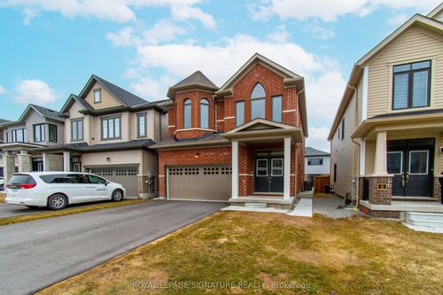 22 Prudhoe Terr, Barrie, ON, L9S | Card Image