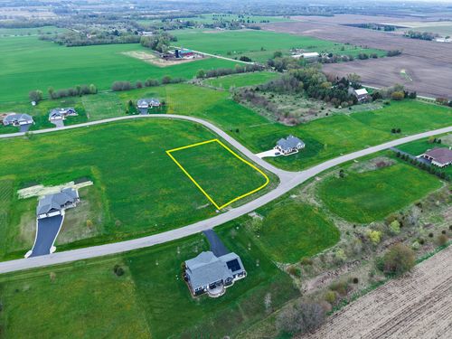 4708 Glacial Trl, Ringwood, IL, 60072-9502 | Card Image