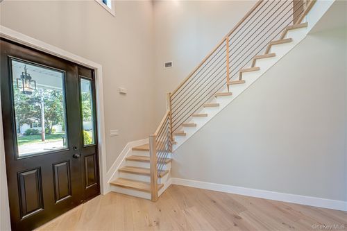 120 5th St, Saint James, NY, 11780-1926 | Card Image