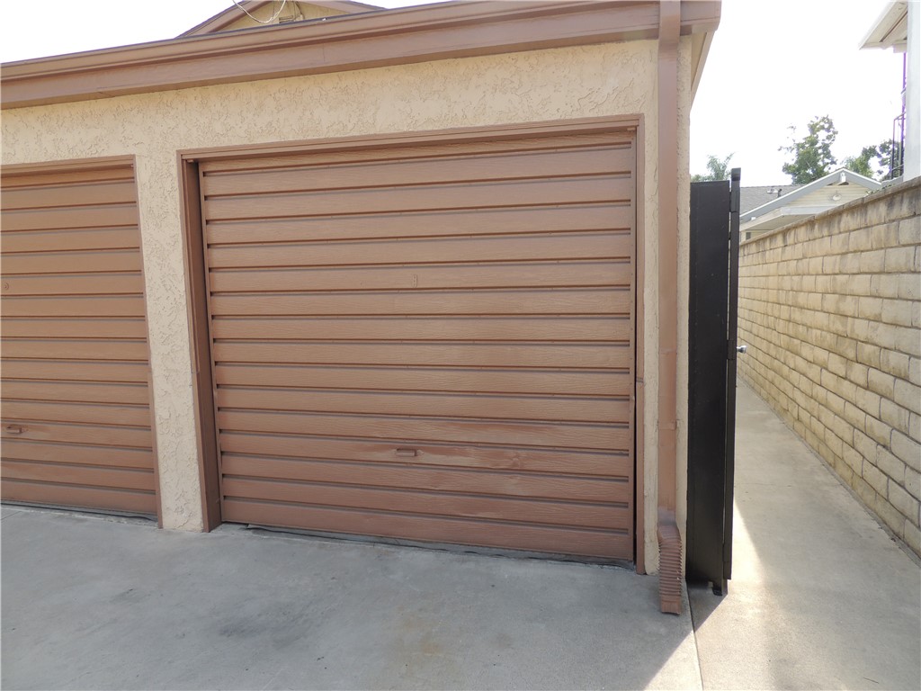 Residential Lease in Long Beach 2