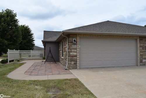 4943 Grand View Ln, Fort Madison, IA, 52627-7614 | Card Image