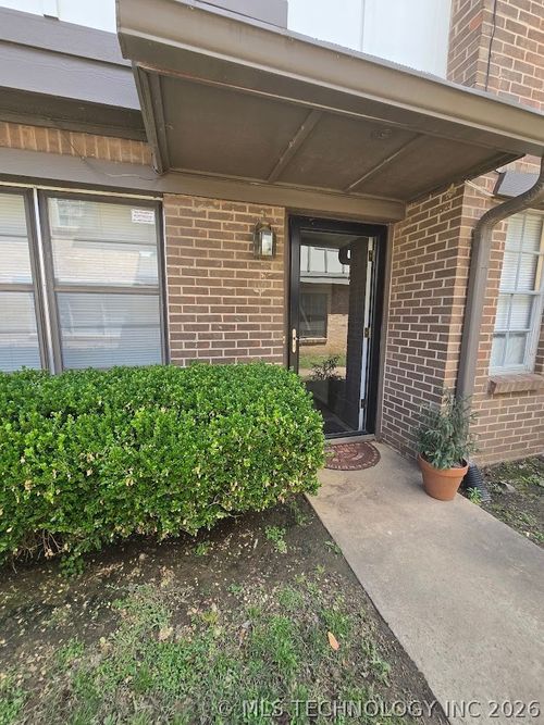 4-2421 E 59th Ct, Tulsa, OK, 74105-7537 | Card Image